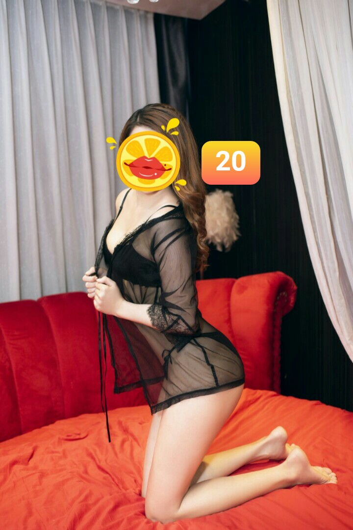 9E4C6AD4-F9A6-45EF-A883-5CE1074045BA.jpeg