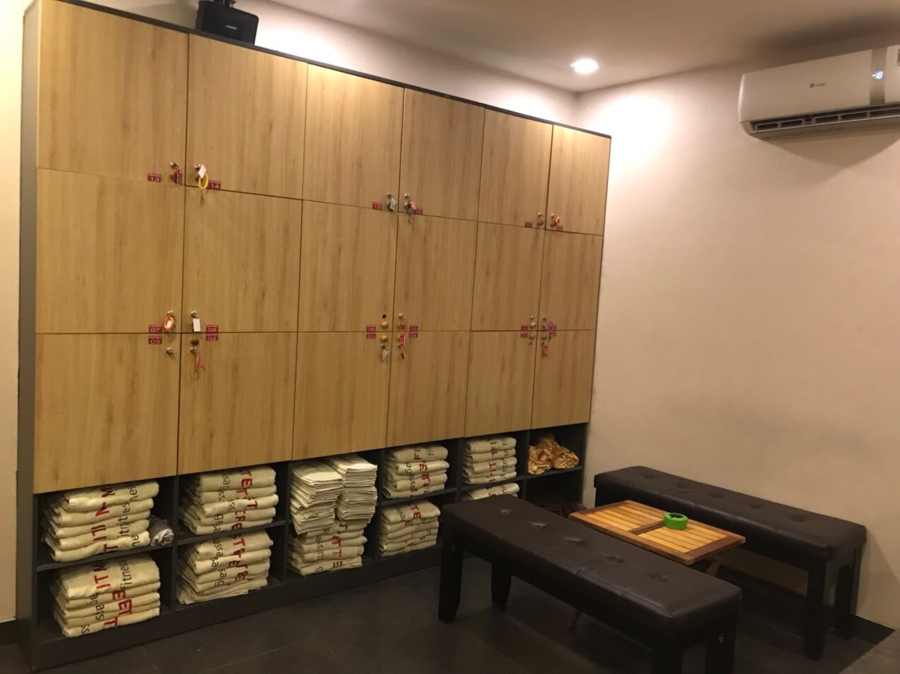 tủ đồ fit.jpg